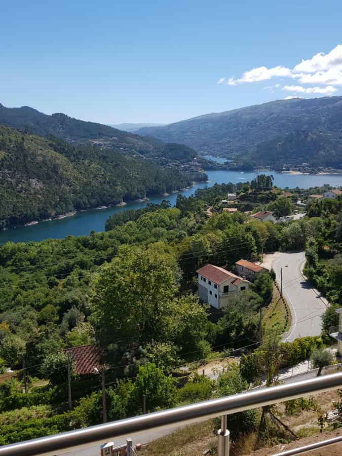 Merck Villa Gerês Rio Caldo Exterior foto