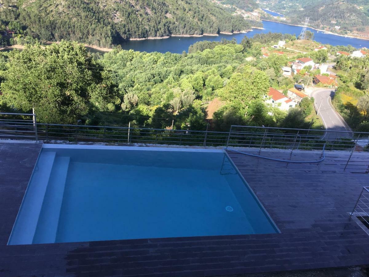Merck Villa Gerês Rio Caldo Exterior foto