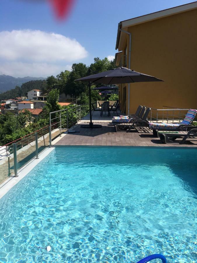 Merck Villa Gerês Rio Caldo Exterior foto