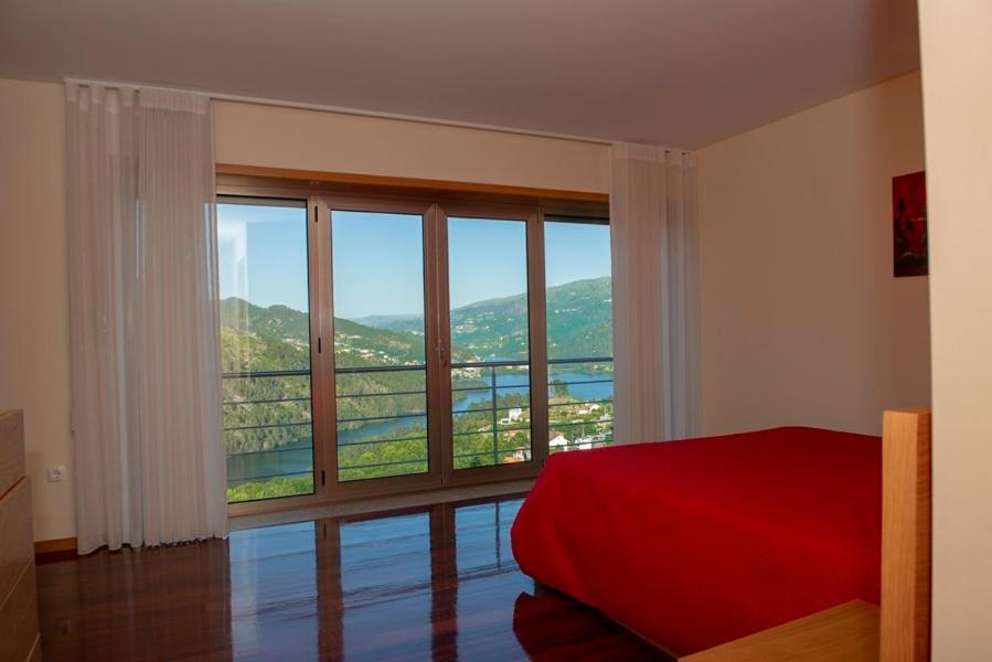 Merck Villa Gerês Rio Caldo Exterior foto